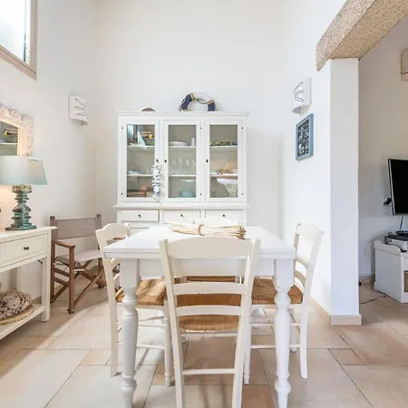 Casa Il Bouganville Hébergement de vacances Villasimius